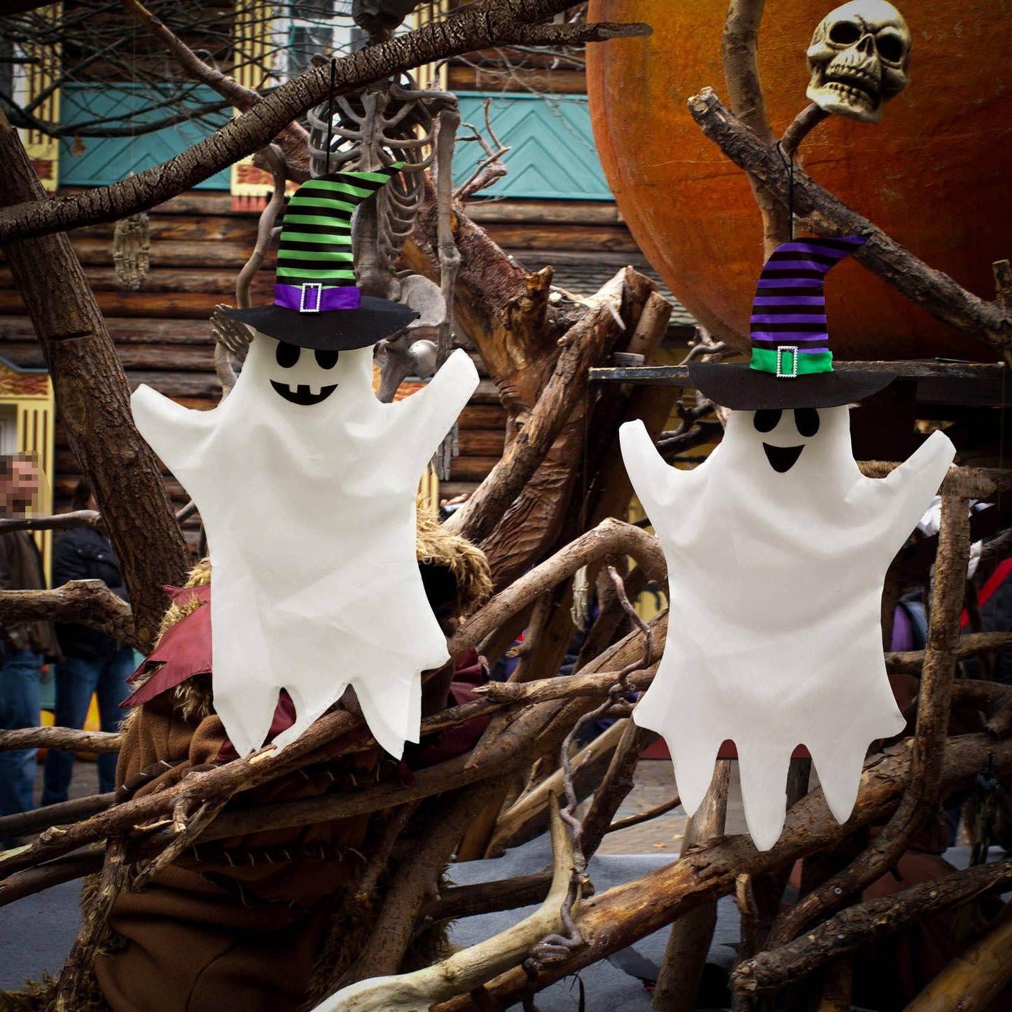 Fun Little Toys - 3 PCs Halloween Hanging Ghost with Witch Hat Outdoor Decor