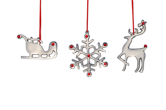 Vibhsa Handmade Christmas Ornaments Set of 3 with Red Ruby