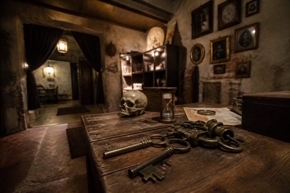 How to Design Immersive Escape Rooms: 2026 Guide