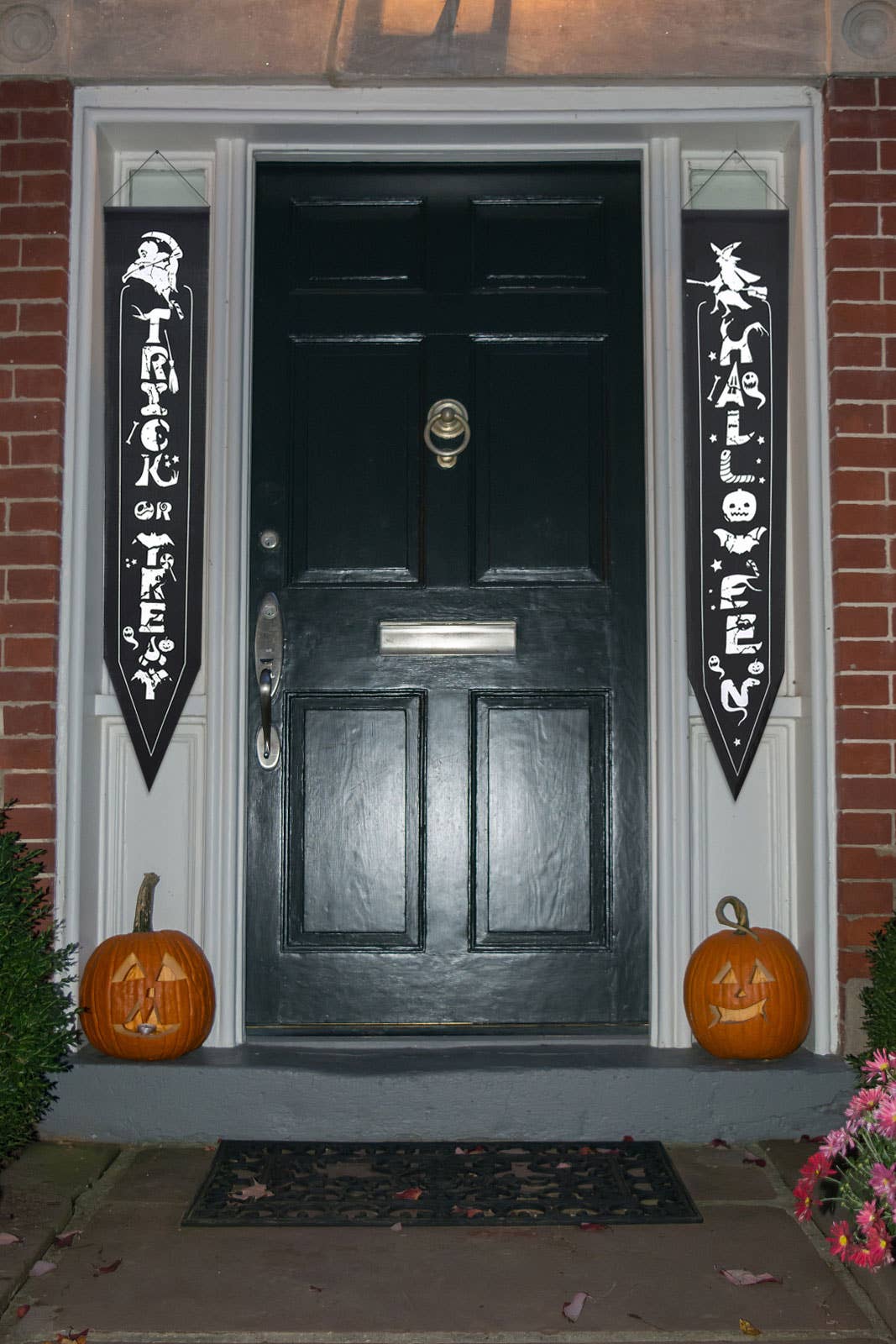 Fun Little Toys - Halloween Outdoor Hanging Porch Signs Decor Door Signs
