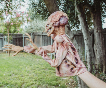 Horror Reachers Grabbing Puppet | Pumpkinhead