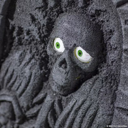 TOMBSTONE WITH MOVING EYES
