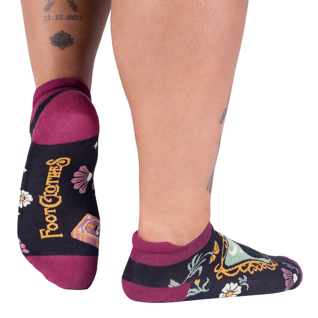 Duchess Shadowfloof's Mew World Ankle Socks