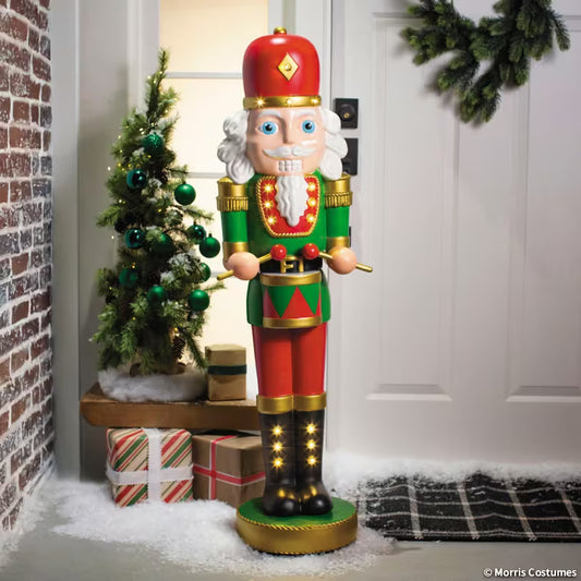 4FT NUTCRACKER