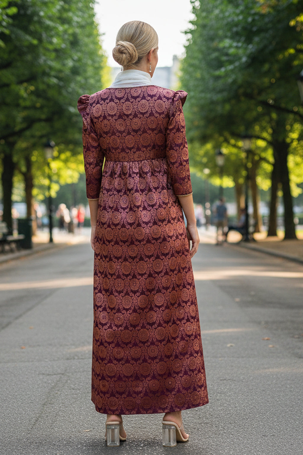 Lady Mary Dress with Net Collar