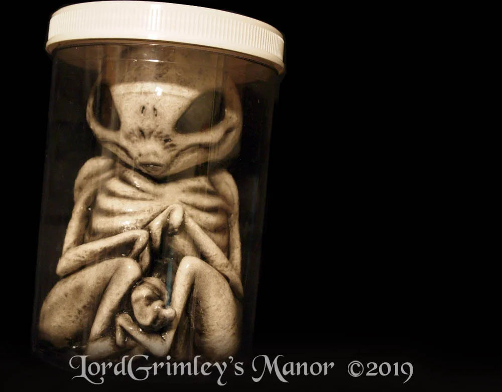 Area 51 Alien Embryo Jar - PROP