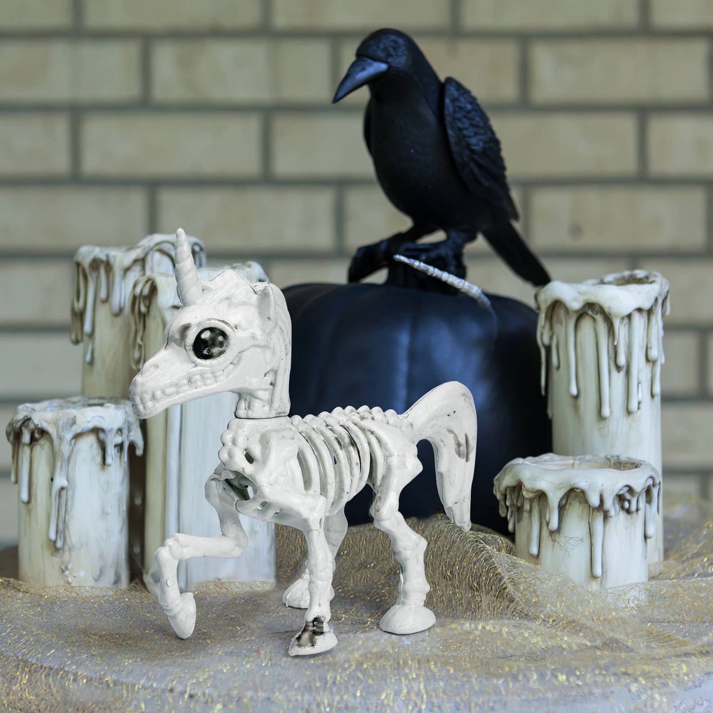 Fun Little Toys - 2 PCs Unicorn Skeleton Figurine Model with Plastic Bones