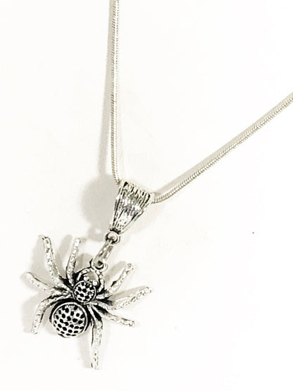 Spooky Spider Necklace, Halloween Jewelry, Spider Jewelry, Spider Halloween Gifts, Spider Gift, Halloween Costume, Halloween Jewelry Spider