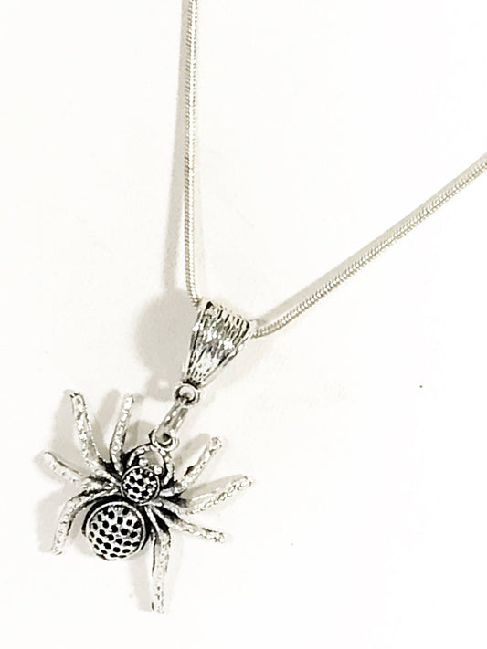 Spooky Spider Necklace, Halloween Jewelry, Spider Jewelry, Spider Halloween Gifts, Spider Gift, Halloween Costume, Halloween Jewelry Spider
