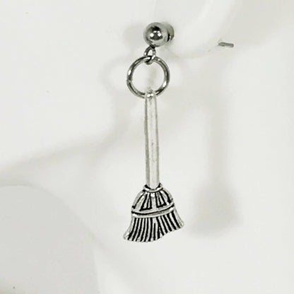Witchy Earrings, Witch Broom Earrings, Halloween Costume Jewelry, Halloween Jewelry, Witch Earrings, Halloween Earrings, Halloween Gifts